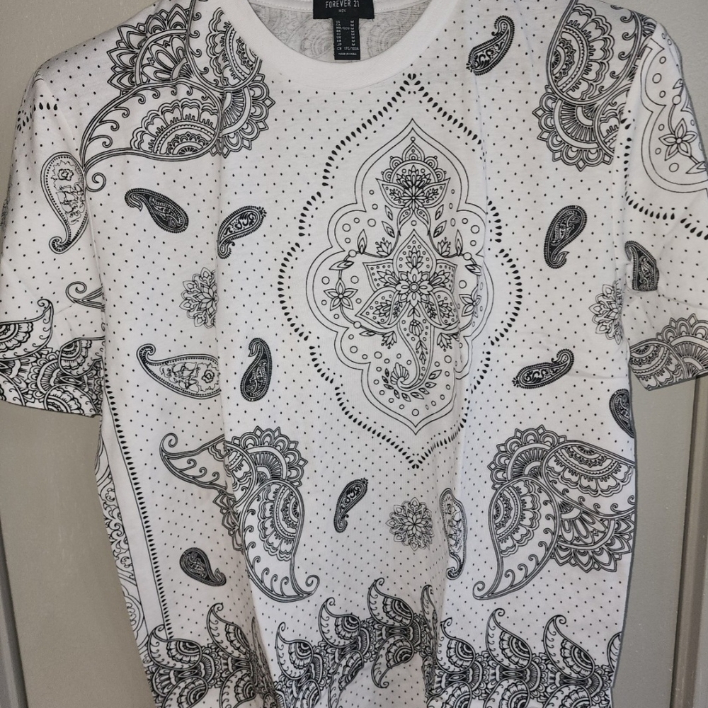 Forever 21 Black and White Paisley Tee